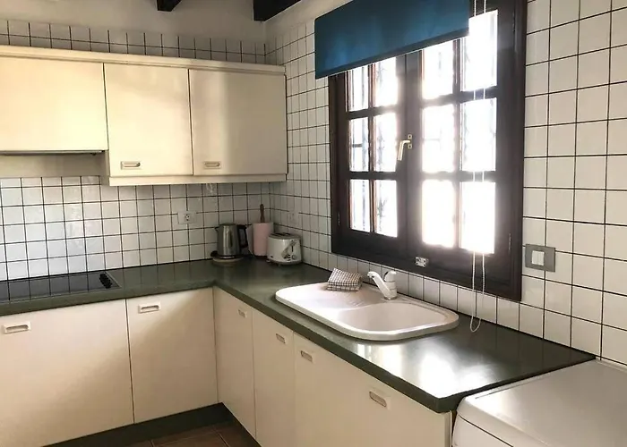 2 Bedroom Front Line Puerto Del Carmen * Tías