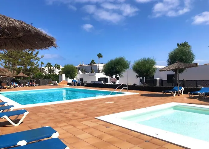 2 Bedroom Front Line Puerto Del Carmen Tías