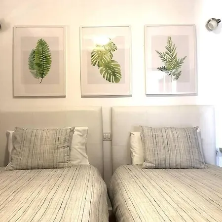 2 Bedroom Front Line Puerto Del Carmen * Tias