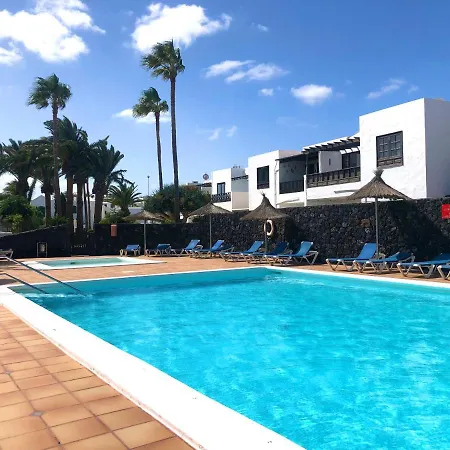 2 Bedroom Front Line Puerto Del Carmen Tias