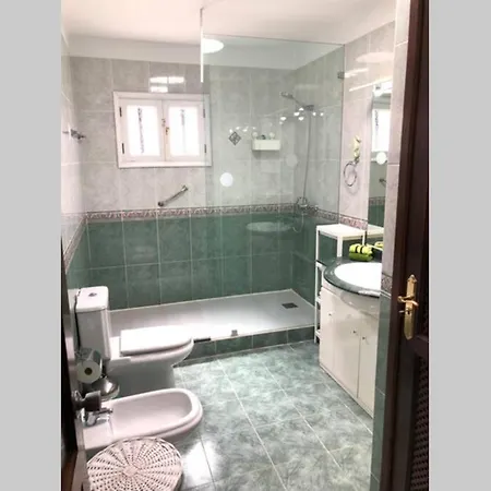Villa 2 Bedroom Front Line Puerto Del Carmen *