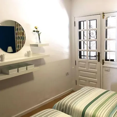 2 Bedroom Front Line Puerto Del Carmen * Tias