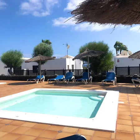 Villa 2 Bedroom Front Line Puerto Del Carmen *