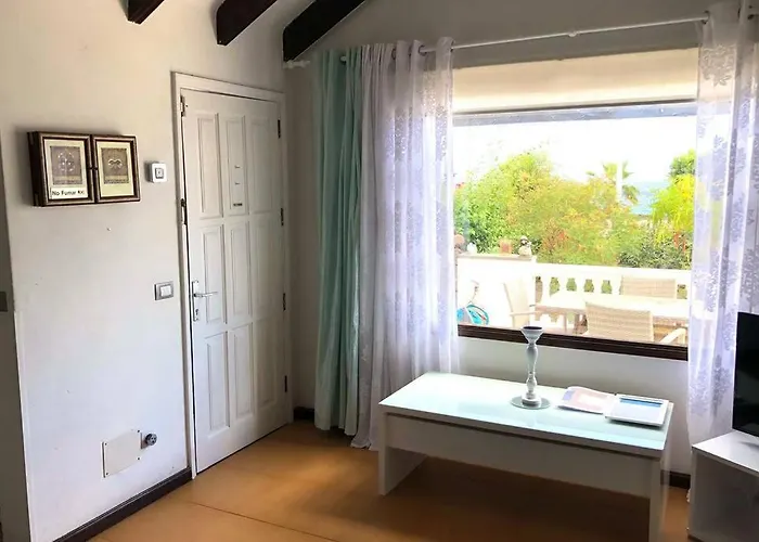 Dream, Front Line 2 Bedroom Tías